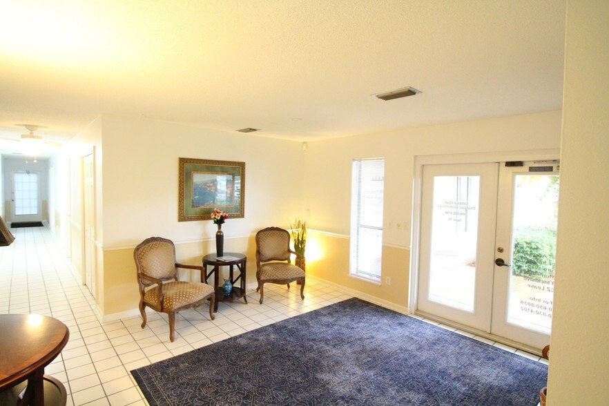 More Photos Of 225 Main St, Destin Office Residential For Lease