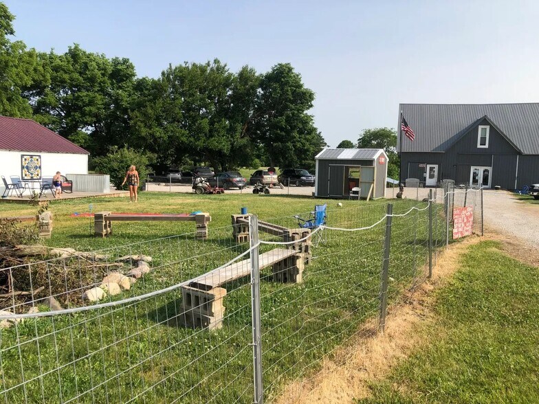 More Photos Of 625 IN-75 Rd, Flora Amusement Park For Sale