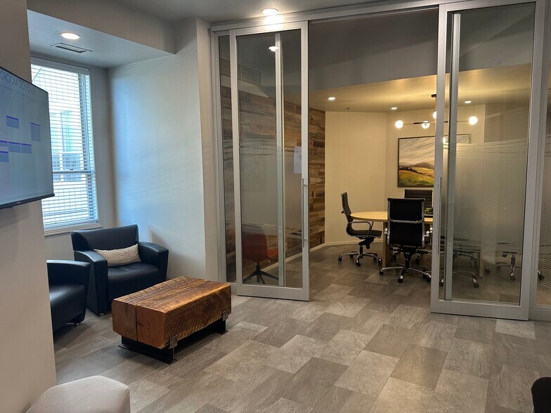 More Photos Of 10171 Saskatchewan Dr, Edmonton Office For Lease