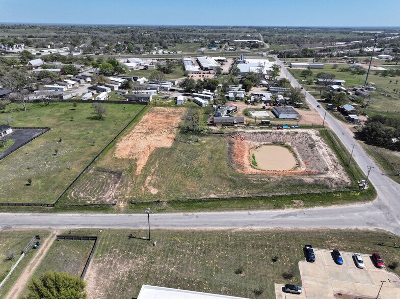 More Photos Of 1057 Tesch St, Bellville Industrial For Lease