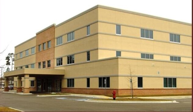 More Photos Of 64026 Highway 434, Lacombe Medical For Lease