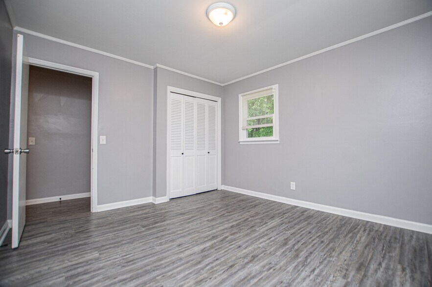 More Photos Of 2932 US-27, Buchanan Office For Sale