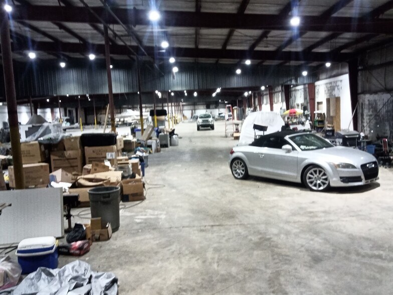 More Photos Of 45 Industrial Blvd, Hurtsboro Industrial For Sale