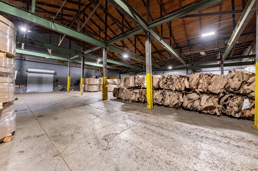 More Photos Of 164 Eyster Rd, Halltown Manufacturing For Sale