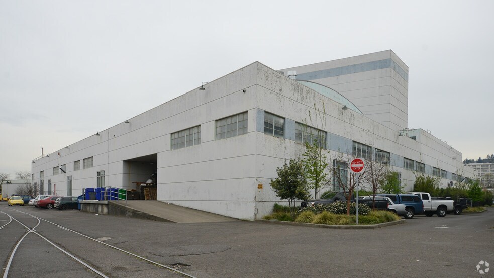 More Photos Of 2801 NW Nela St, Portland Warehouse For Lease