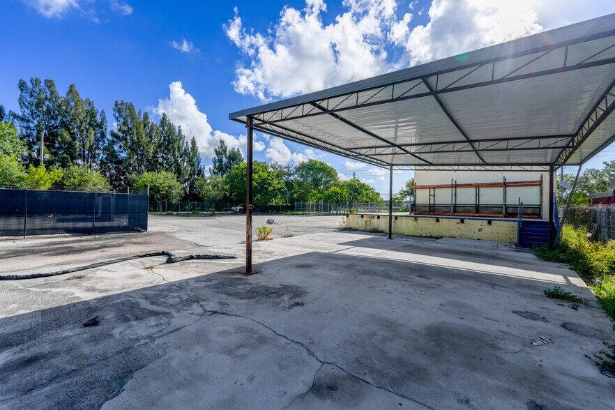 More Photos Of 23600 SW 132 Ave, Homestead Service For Lease