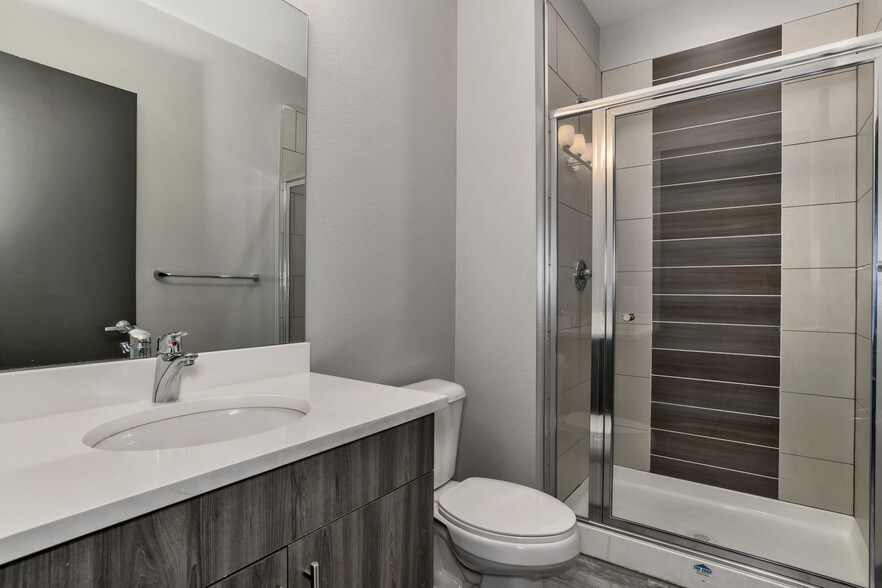 More Photos Of 1530 Detroit St, Denver Apartments For Sale