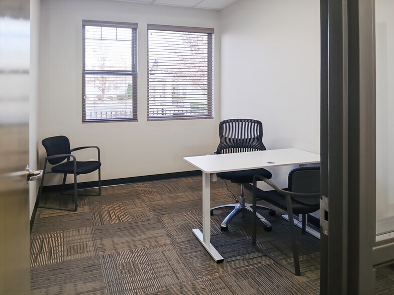 More Photos Of 3559 National Dr, Medford Coworking Space