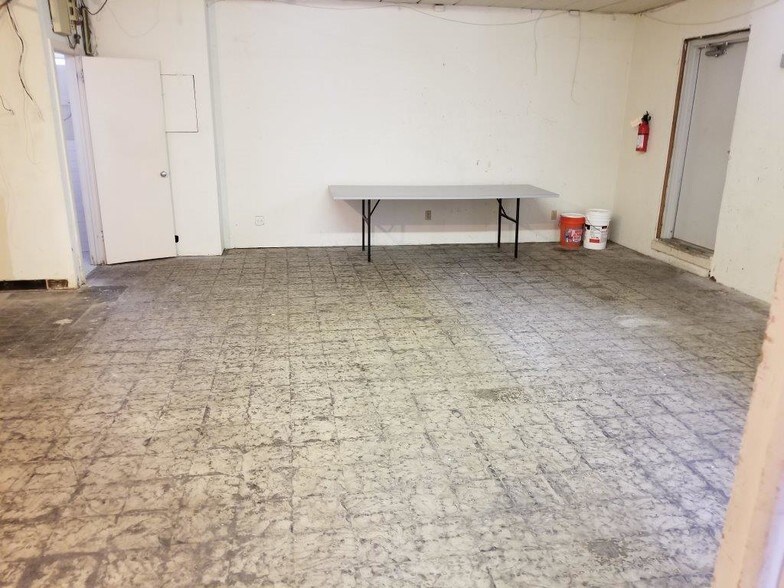 More Photos Of 6213-6217 W Lake St, Saint Louis Park Office For Lease