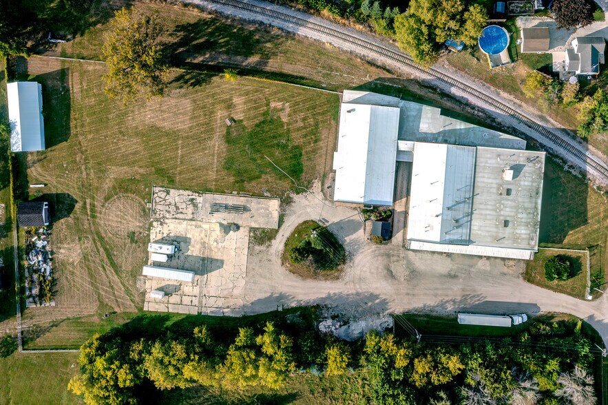 More Photos Of 350 N Center St, Brandon Industrial For Sale