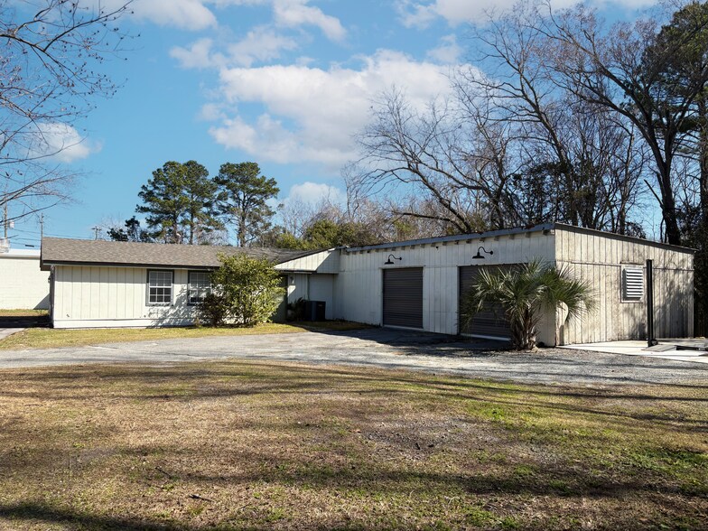 More Photos Of 2744 Louisville Rd, Savannah Light Distribution For Sale