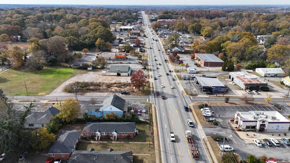 More Photos Of 732 W Taylor St, Griffin General Retail For Sale