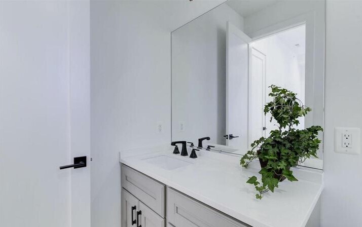 More Photos Of 5301 Connecticut Ave NW, Washington Apartments For Sale