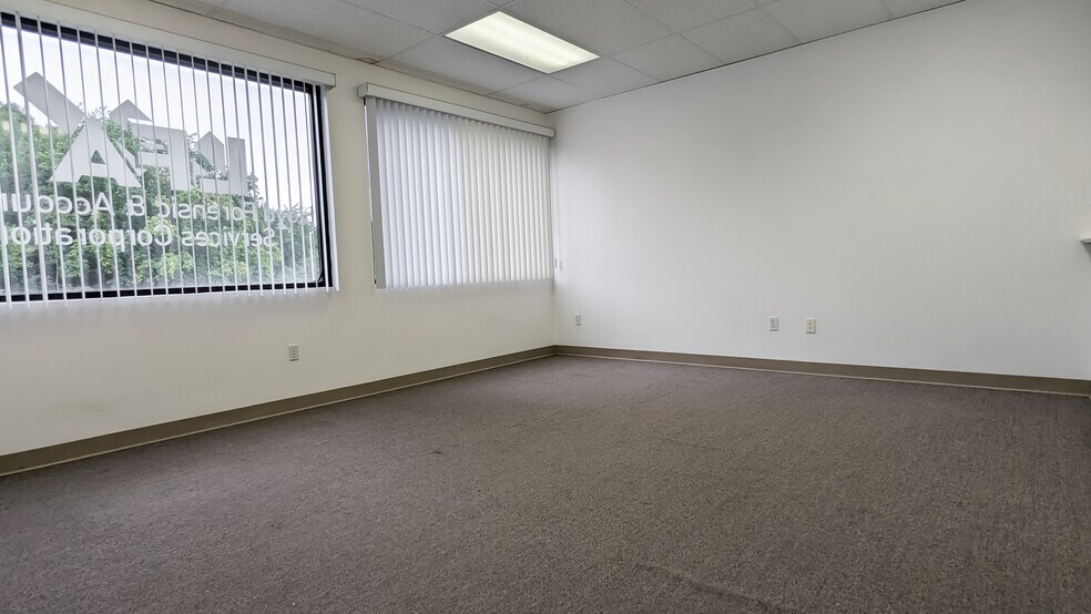 More Photos Of 1795 Boston Post Rd, Guilford Office For Sale