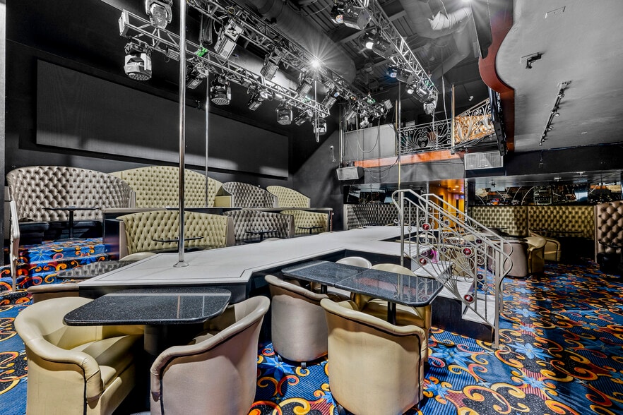 More Photos Of 21413 W 8 Mile Rd, Detroit Sports And Entertainment For Sale