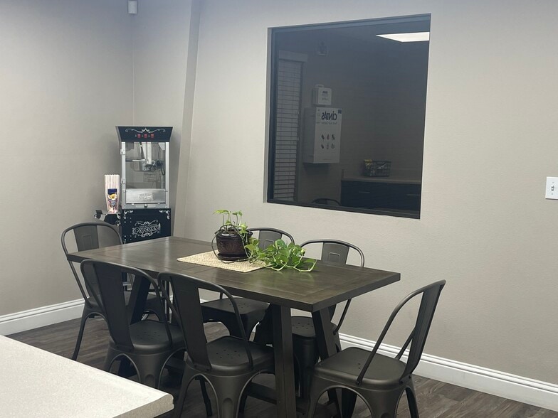 More Photos Of 5259 Jerusalem Ct, Modesto Warehouse For Lease