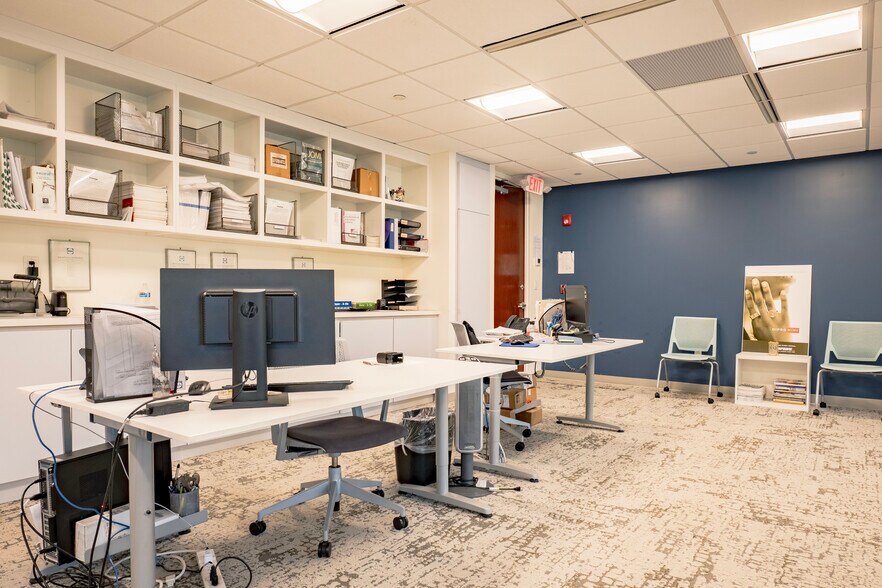 More Photos Of 50 Broadway, Hawthorne Flex For Lease