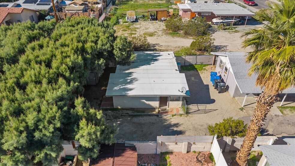 More Photos Of 66175 Acoma Ave, Desert Hot Springs Apartments For Sale