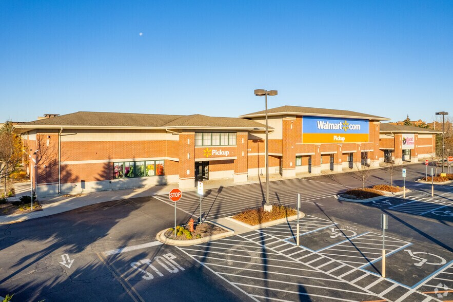 More Photos Of 6850 N Mccormick Blvd, Lincolnwood Unknown For Lease