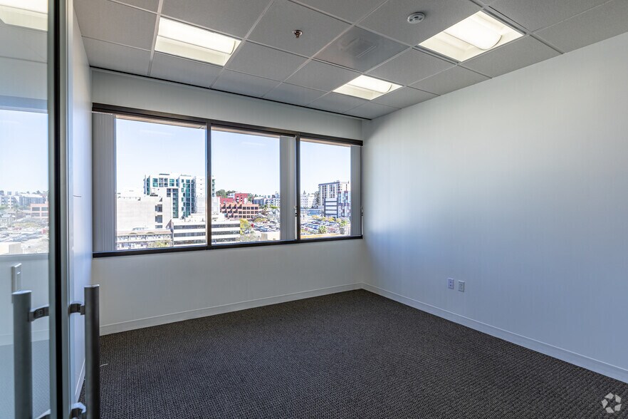 Photo of 7th Floor Ste 750