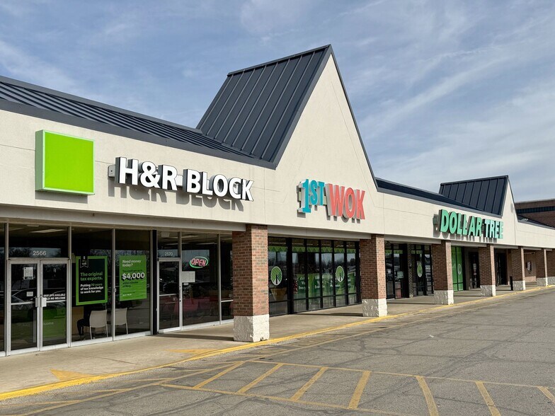 More Photos Of 2500-2720 Wabash Ave, Terre Haute General Retail For Lease