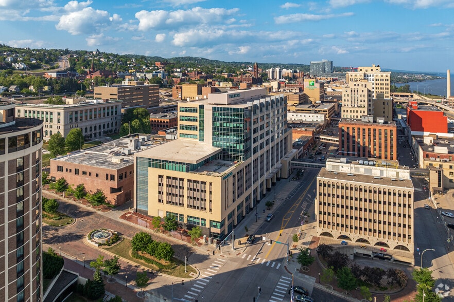 More Photos Of 425 W Superior St, Duluth Office For Lease