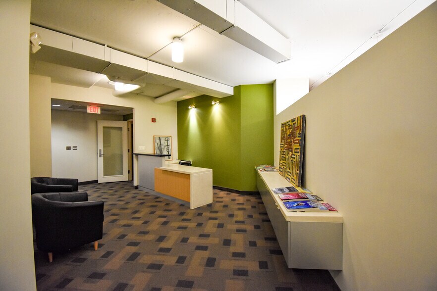 More Photos Of 1615 New Hampshire Ave NW, Washington Office Residential For Sale