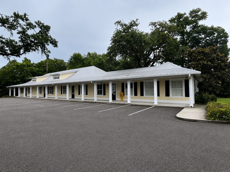 Primary Photo Of 1710 E Pass Rd, Gulfport Office For Sale