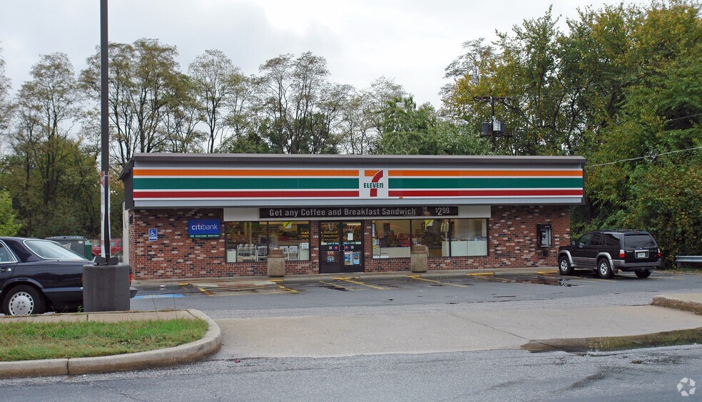 More Photos Of 8621 Pleasant Plains Rd, Towson Convenience Store For Sale