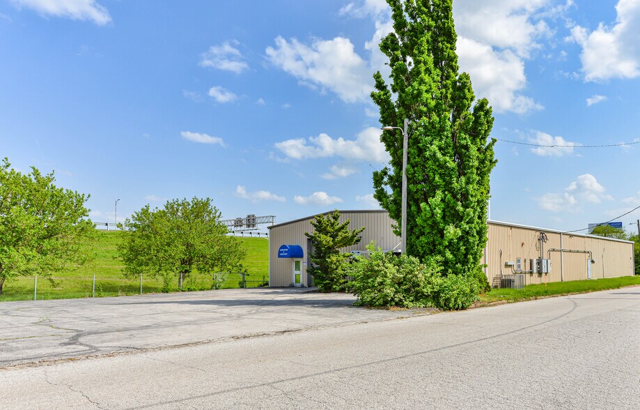 More Photos Of 6556 Jonas Pl, Berkeley Warehouse For Sale