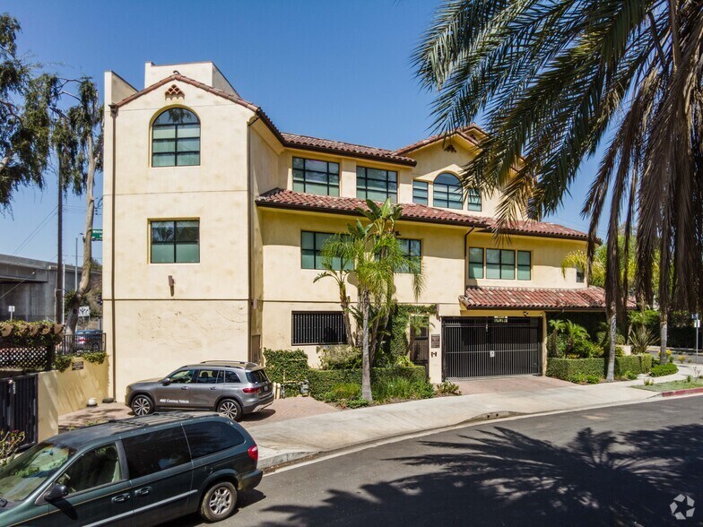 More Photos Of 5500 Balboa Blvd, Encino Office For Sale