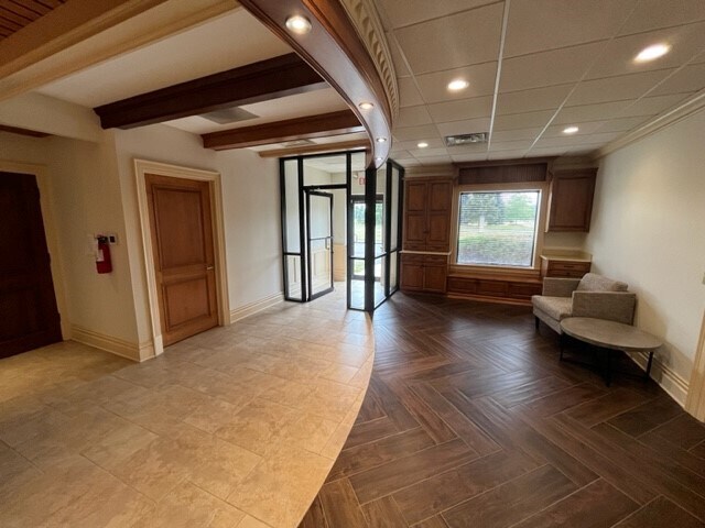 More Photos Of 1190 Richards Rd, Hartland Office For Sale