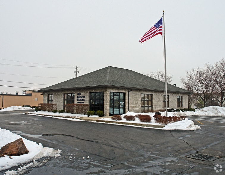 Primary Photo Of 833 Villa Rd, Springfield Bank For Sale