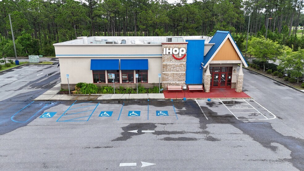 Primary Photo Of 11475 Cinema Dr, Diberville Restaurant For Sale