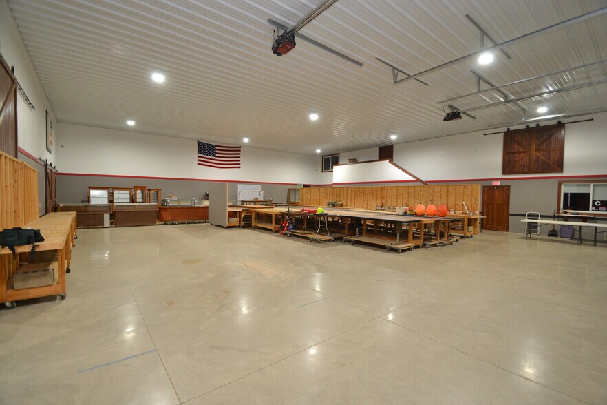 More Photos Of 3247 E State Road 28, Tipton Warehouse For Sale