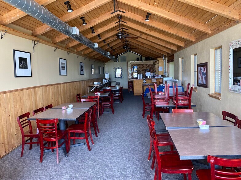 More Photos Of 781 AZ-80, Tombstone Hotel For Lease