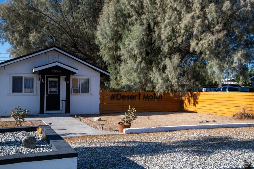 More Photos Of 339 W Church Ave, Ridgecrest Hotel For Sale