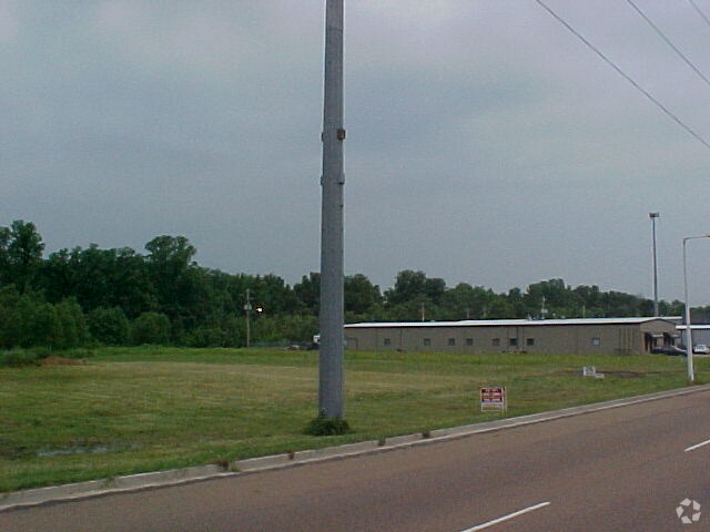 More Photos Of 4425 S Mendenhall Rd, Memphis Land For Sale