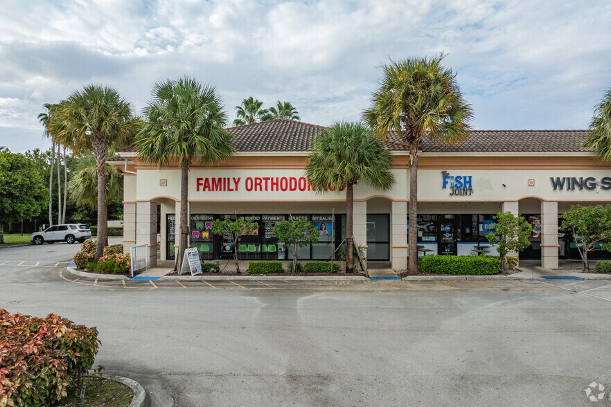 More Photos Of 4570 Lyons Rd, Coconut Creek Unknown For Lease