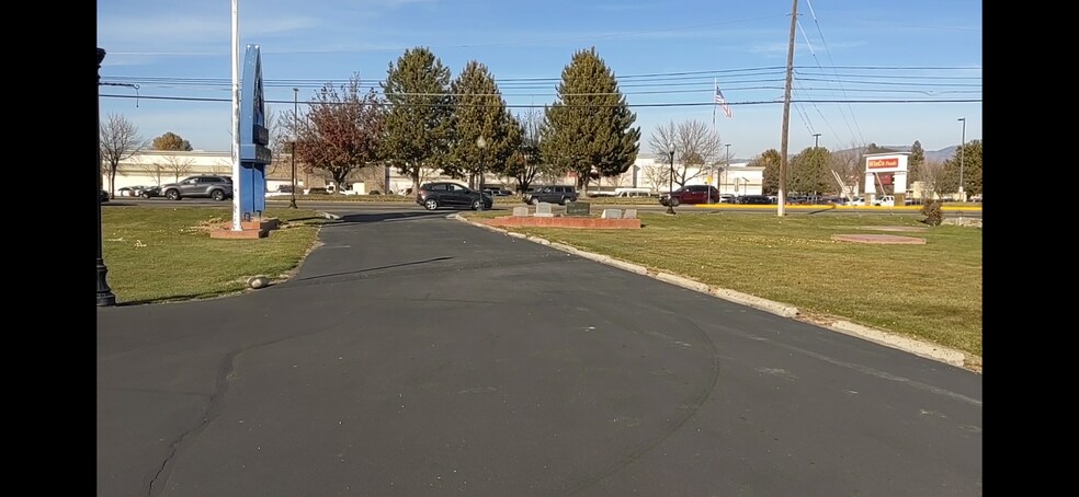 More Photos Of 8209 W Fairview Ave, Boise Land For Sale