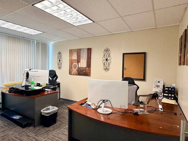 More Photos Of 4725 Mercury St, San Diego Office For Lease