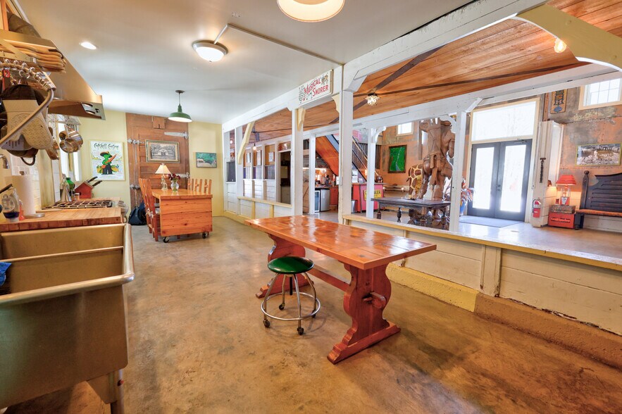 More Photos Of 400 Game Farm Rd, Catskill Hospitality For Sale