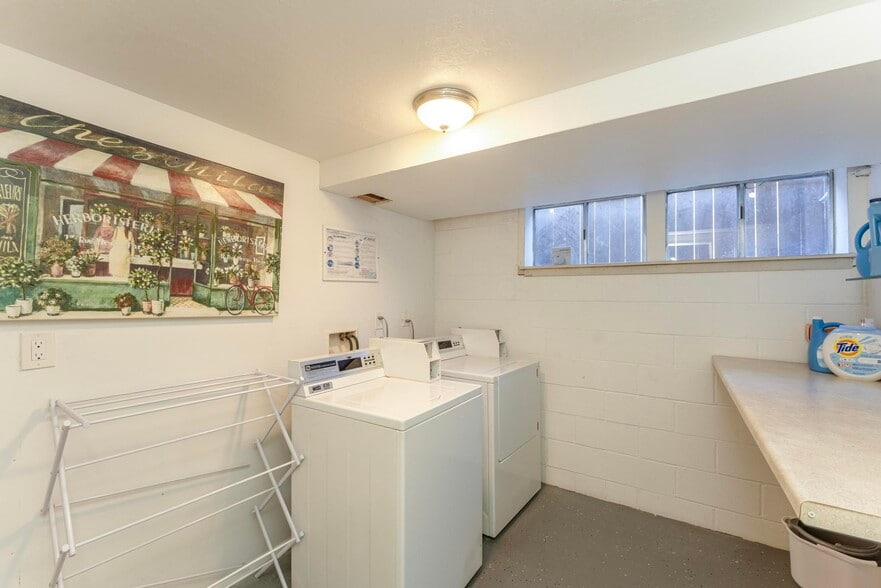 More Photos Of 457 Spencer St, Monterey Apartments For Sale