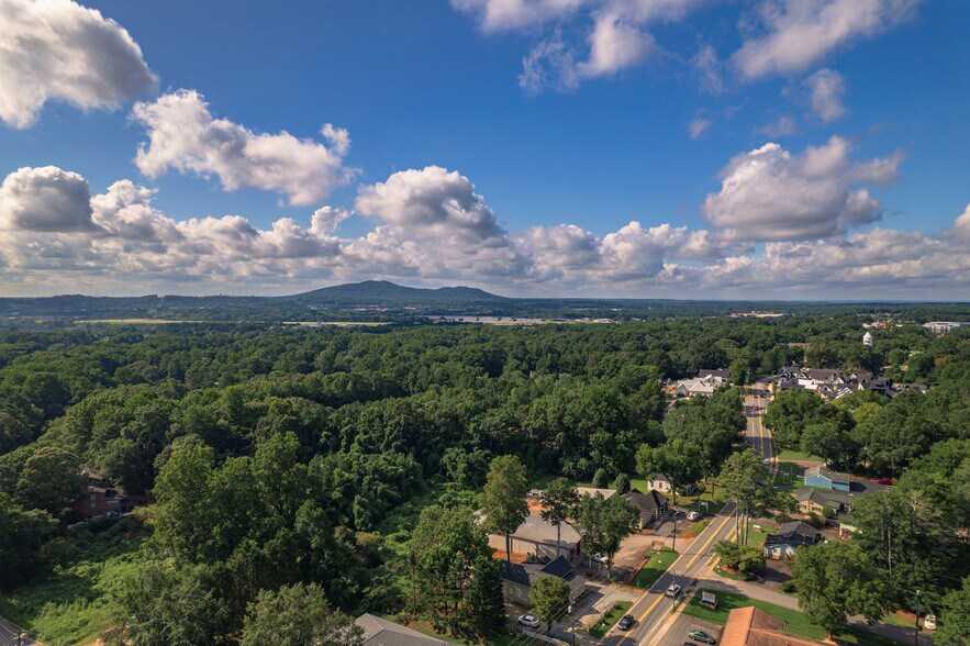 More Photos Of 3175 Cherokee St NW, Kennesaw Office Residential For Lease
