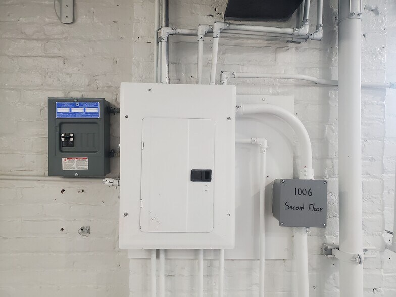 More Photos Of 996-1006 Atlantic Ave, Brooklyn Storefront Retail Residential For Lease