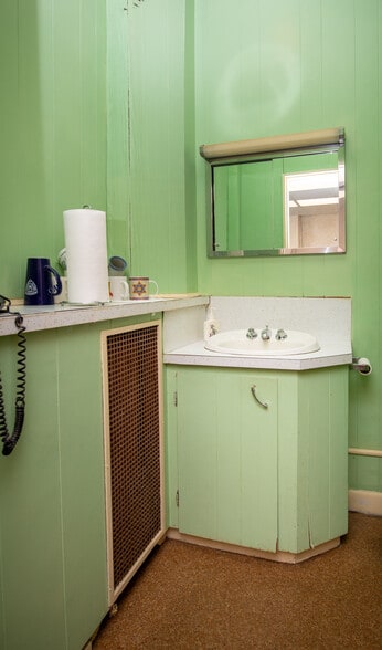 More Photos Of 13 S 6th St, New Bedford Office For Sale