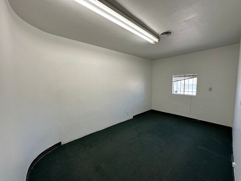 More Photos Of 1133 Crenshaw Blvd, Los Angeles Medical For Lease