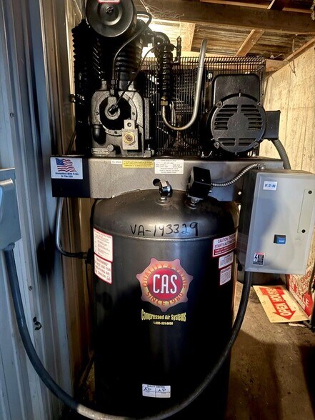 More Photos Of 2841 Old Franklin Tpke, Rocky Mount Auto Repair For Sale