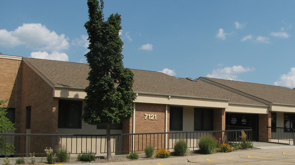 More Photos Of 7121 A St, Lincoln Office For Lease