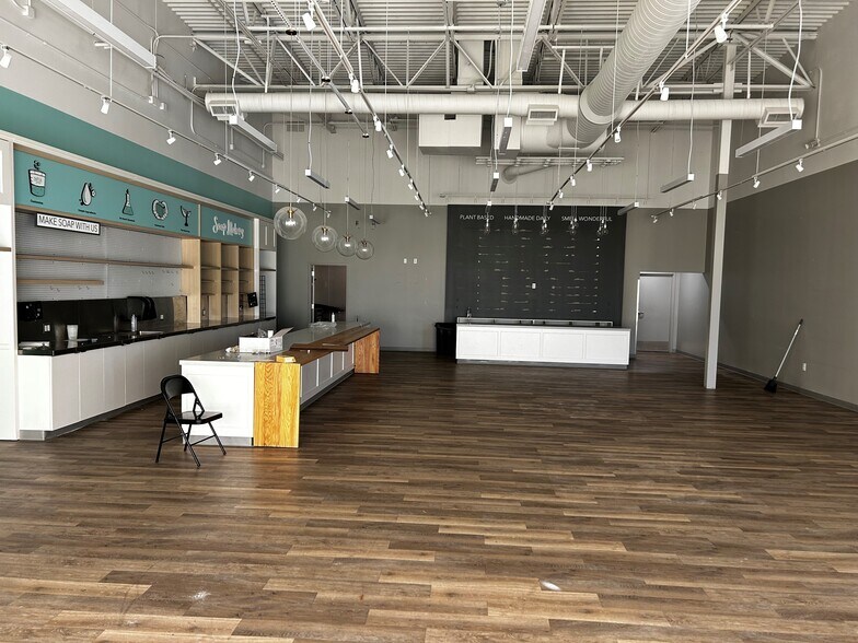 More Photos Of 5401 S Olive St, Pine Bluff General Retail For Lease